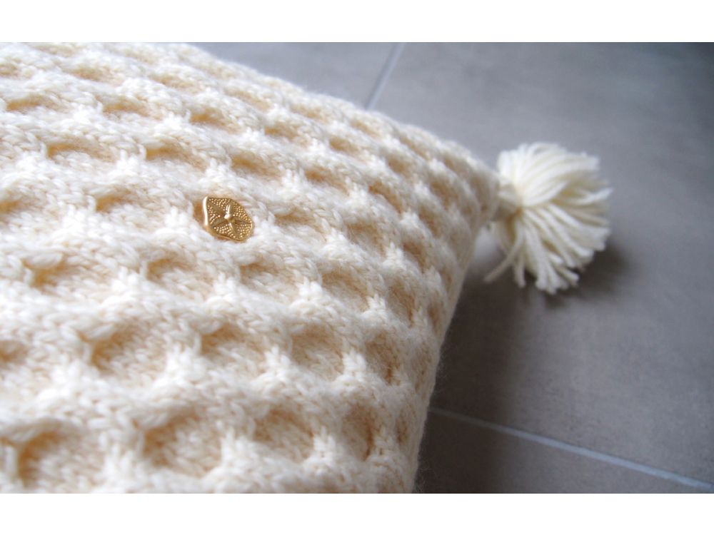 【棒針キット】クッションカバー Diamond – BEYOND THE REEF