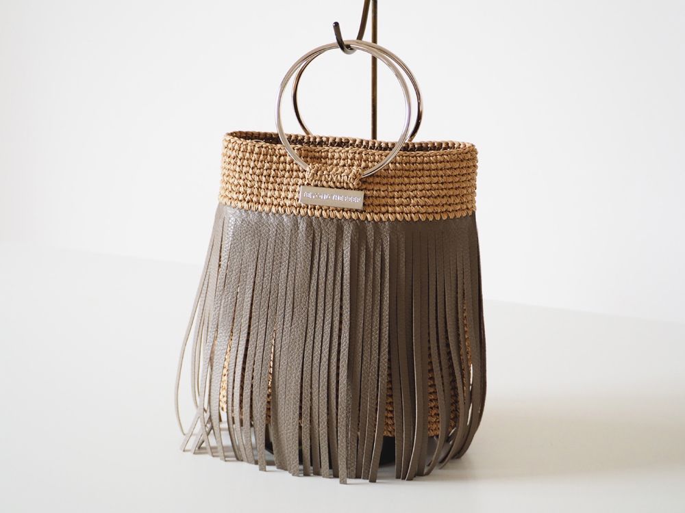 Lula / ルラ – BEYOND THE REEF