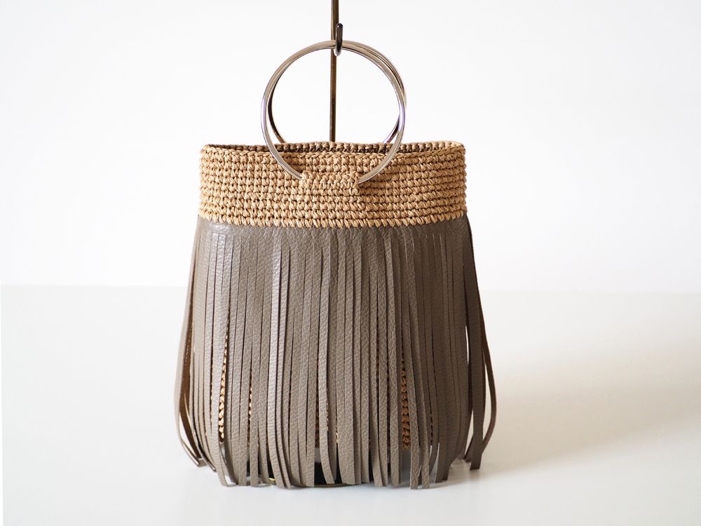 Lula / ルラ – BEYOND THE REEF