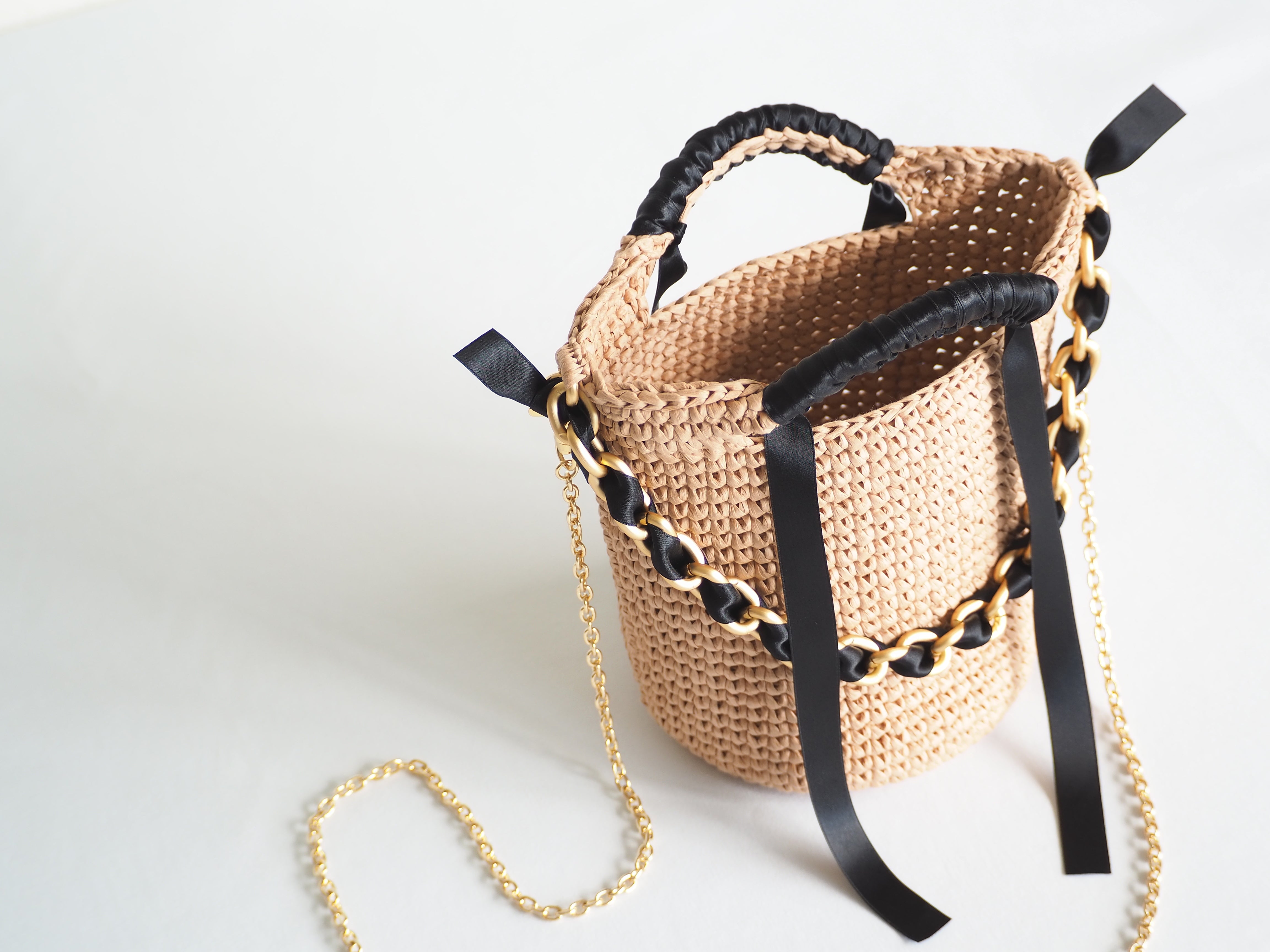 BEYOND THE REEF アトリエ2周年記念限定ヘンプ【非売品チャーム付】 Heart / ハートチャーム&ポシェット – BEYOND THE REEF