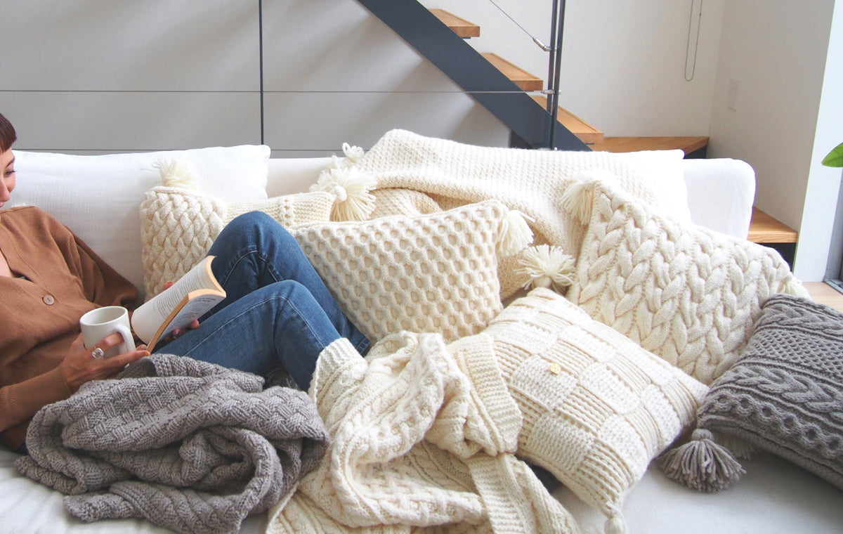 【棒針キット】クッションカバー INE – BEYOND THE REEF