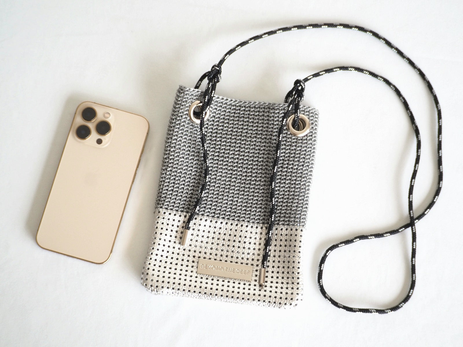 Joli Sacoche / ジョリー サコッシュ – BEYOND THE REEF