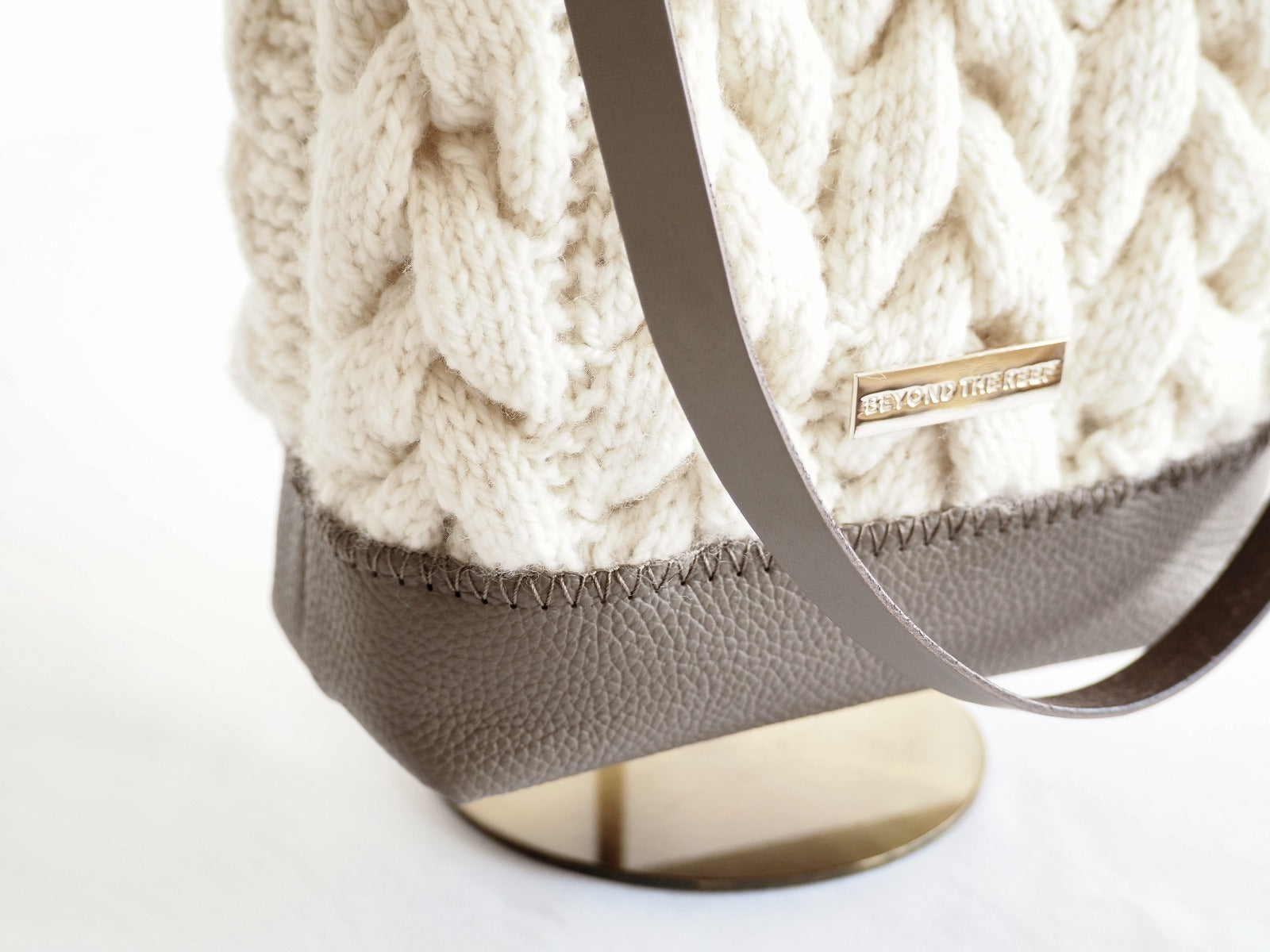 Belle / ベル ※ストラップオプション – BEYOND THE REEF